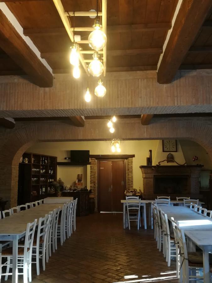 Willa Societa Agricola F.Lli Angelucci Cannara Zewnętrze zdjęcie