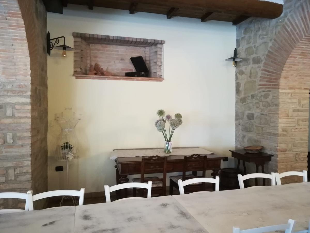 Willa Societa Agricola F.Lli Angelucci Cannara Zewnętrze zdjęcie